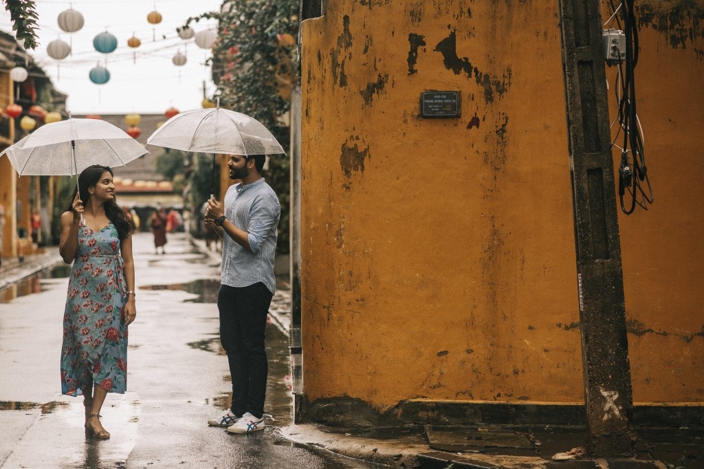 Thời tiết Hội An tháng 12 Ô, dù đề phòng trời mưa cũng có thể giúp bức ảnh trở nên siêu “deep”