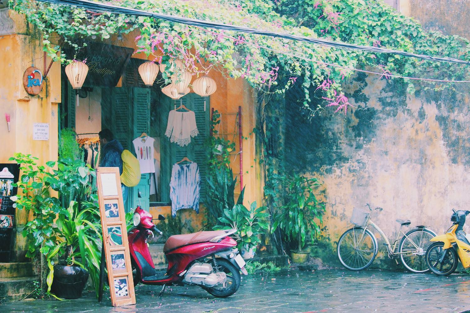 Thời tiết Hội An tháng 12 Hội An đẹp, đến cả mưa trên phố Hội cũng thật tình