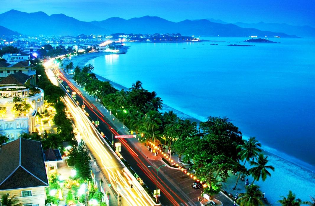 Nha Trang tháng 1 về đêm có ngày hơi se lạnh