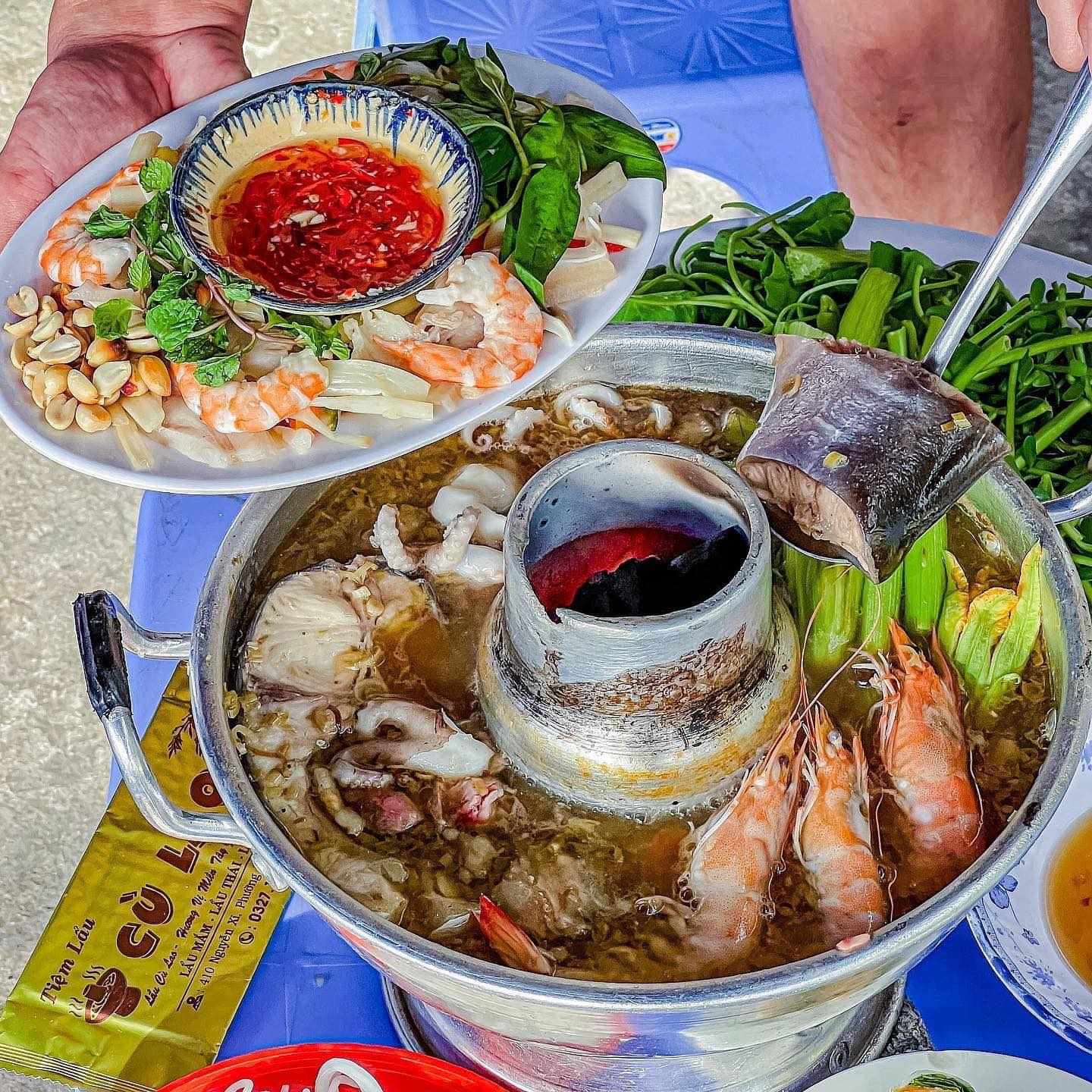 Tiệm lẩu Cù Lao