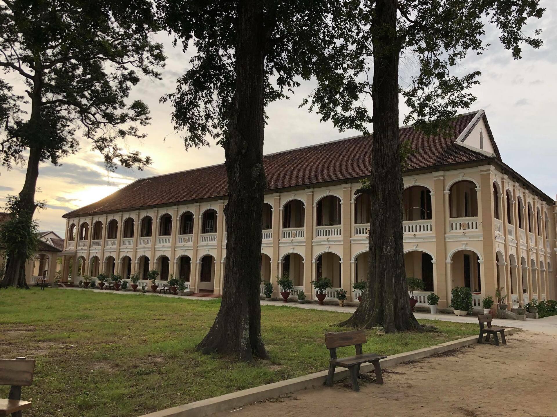 Tiểu chủng viện Làng Sông