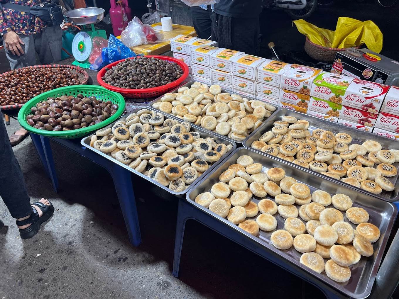 Tìm hiểu chợ đêm Sa Pa có những gì