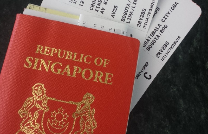 Singapore passport holders are typically exempt from requiring a visa for stays of up to 14 days in Vietnam