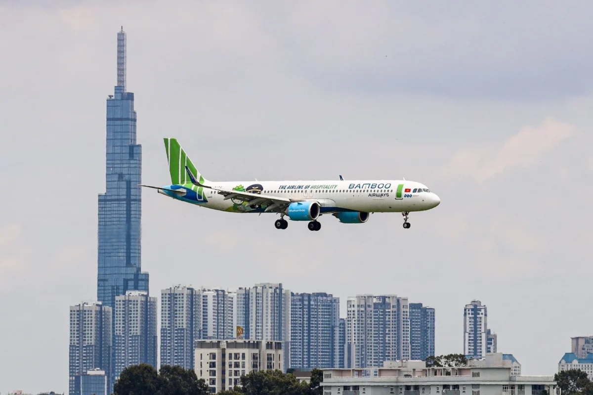 Tất tần tật những điều cần biết khi cho trẻ sơ sinh đi máy bay Bamboo Airways 