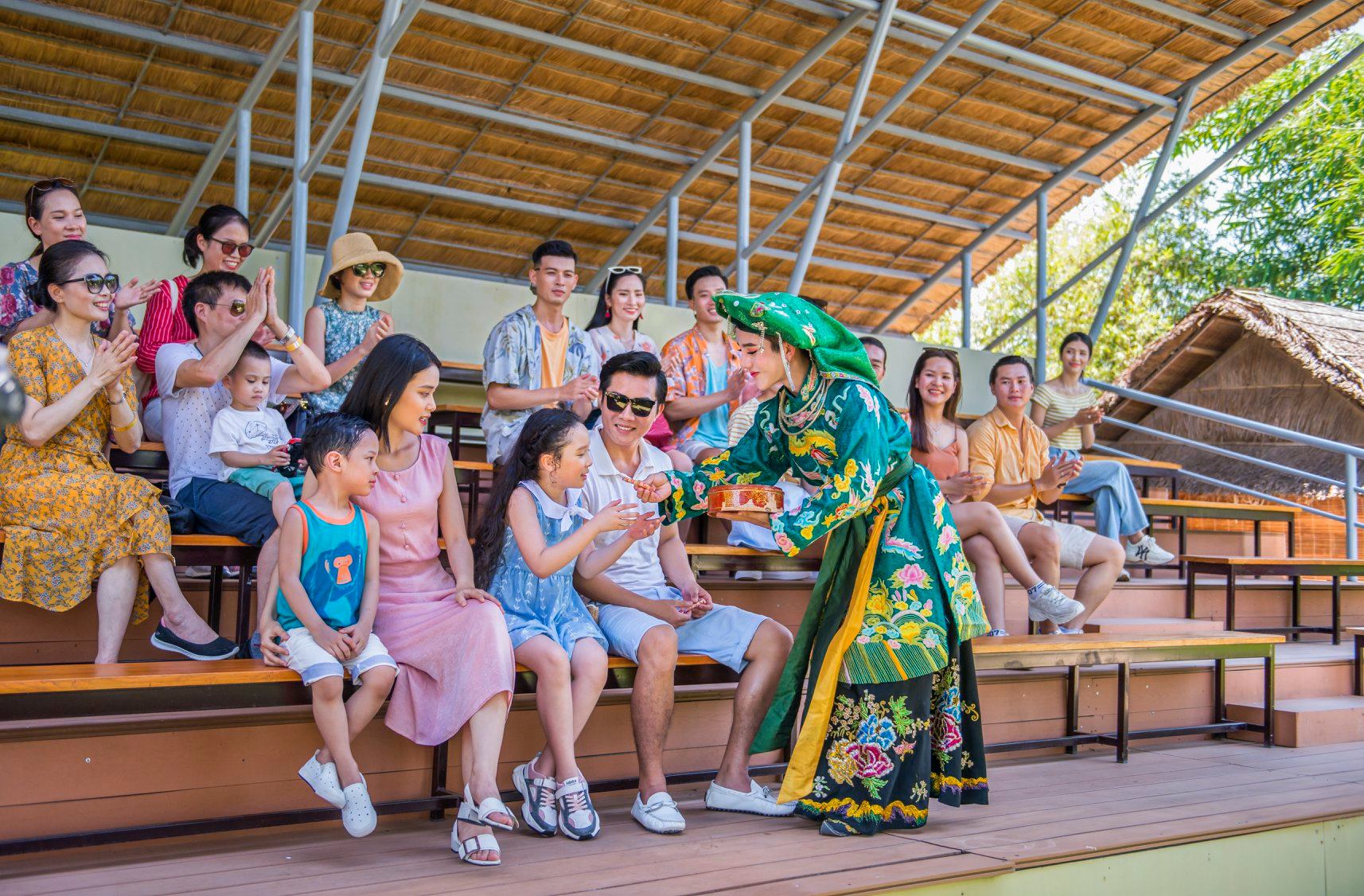 Trung thu ngày mấy Trải nghiệm ngày Tết Trung thu tại VinWonders