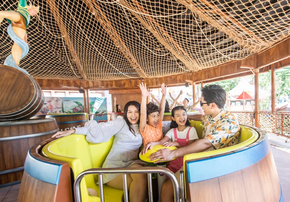 Tu viện Bát Nhã Bảo Lộc Thỏa sức vui chơi tại VinWonders Nha Trang