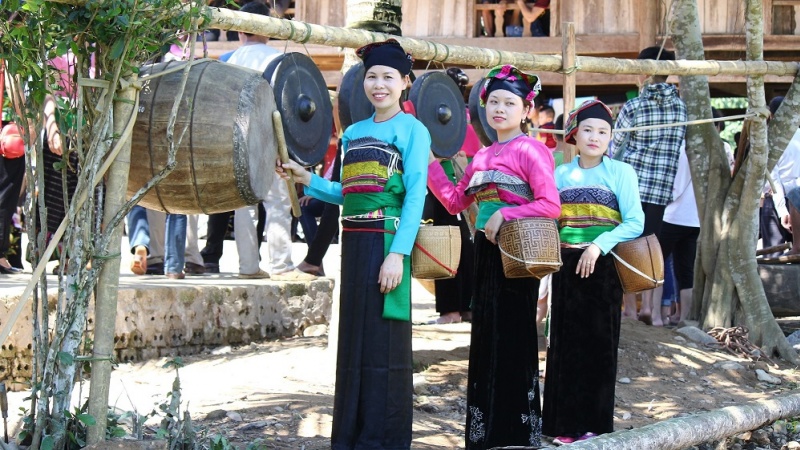 Văn hóa bản địa ở Bến En