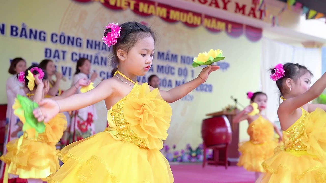 Trang phục biểu diễn “Mầm non hạnh phúc thân yêu”