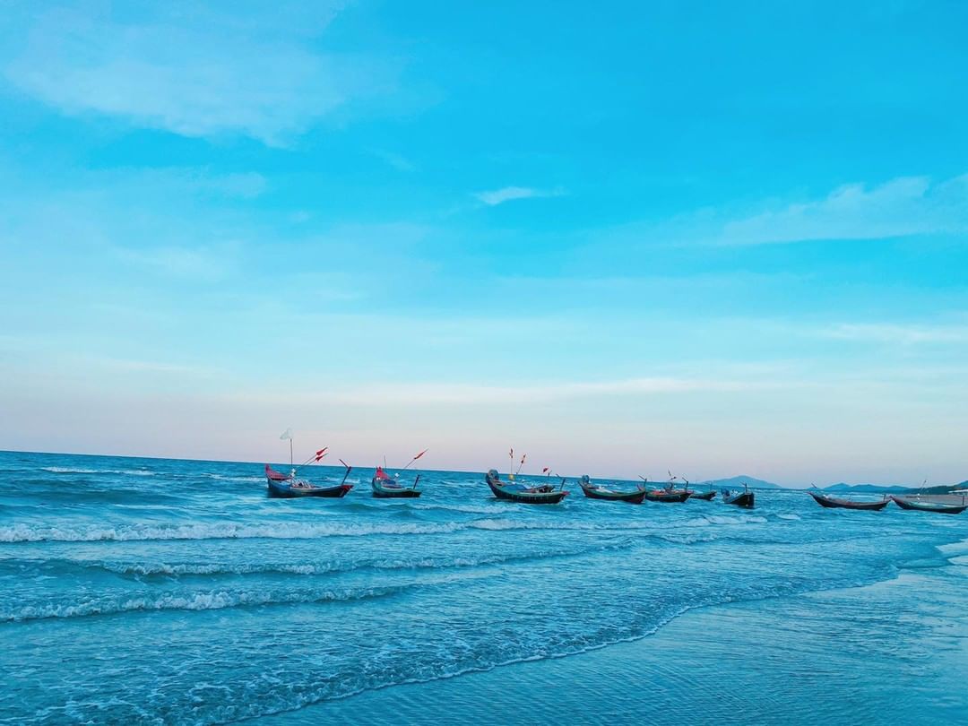 Vẻ đẹp hoang sơ của biển Xuân Thành
