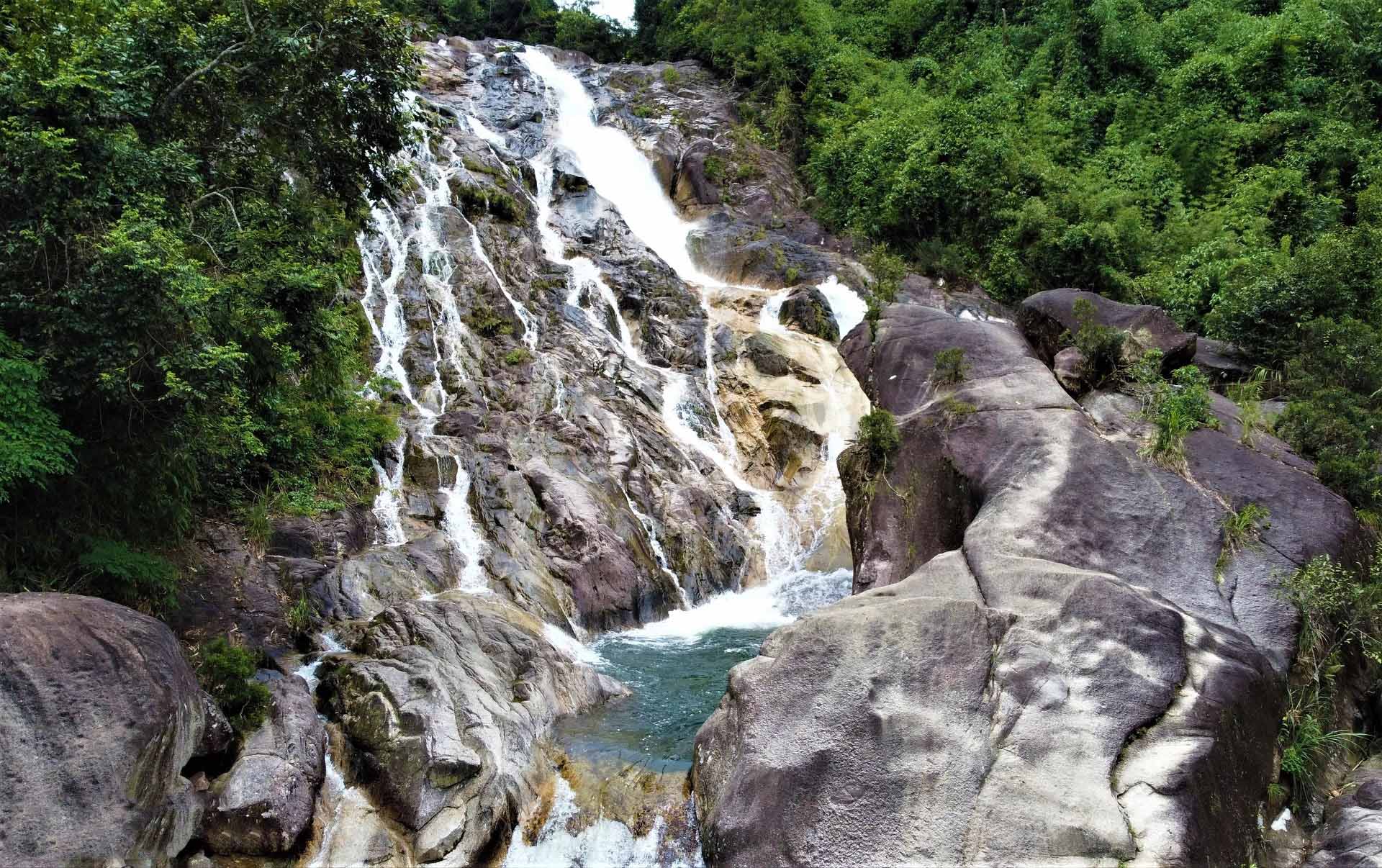 Vẻ đẹp thác Ma Hao