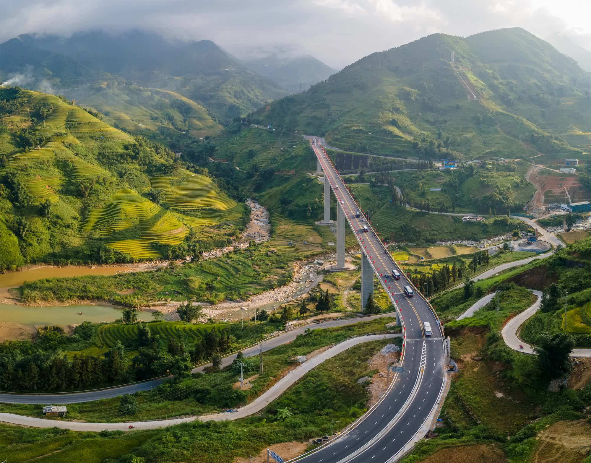 Kinh nghiệm đi tàu từ Hà Nội lên Sapa mới nhất: An toàn và tiện lợi