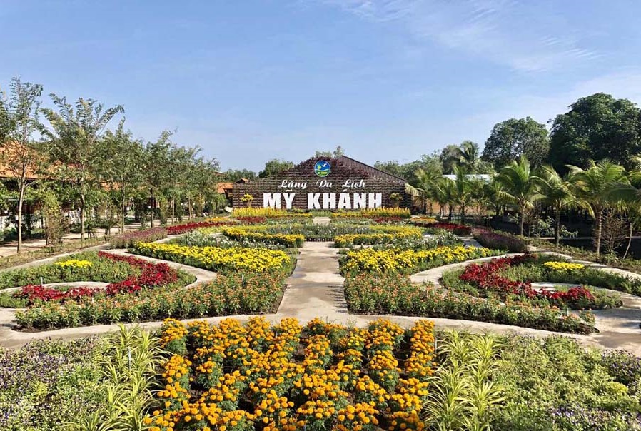 Experience the enchanting rural areas of Vietnam at My Khanh Tourist Village