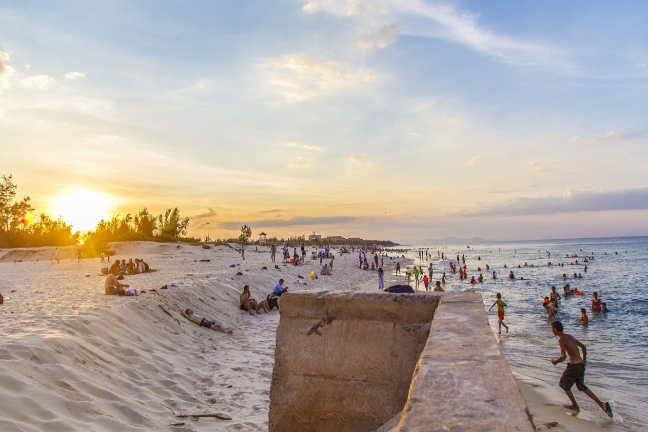 weather in Dong Hoi during July