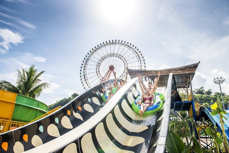 Biển Thanh Hóa VinWonders Cửa Hội