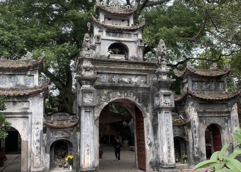 hồ Bán Nguyệt Hưng Yên Đền Mẫu Hưng Yên