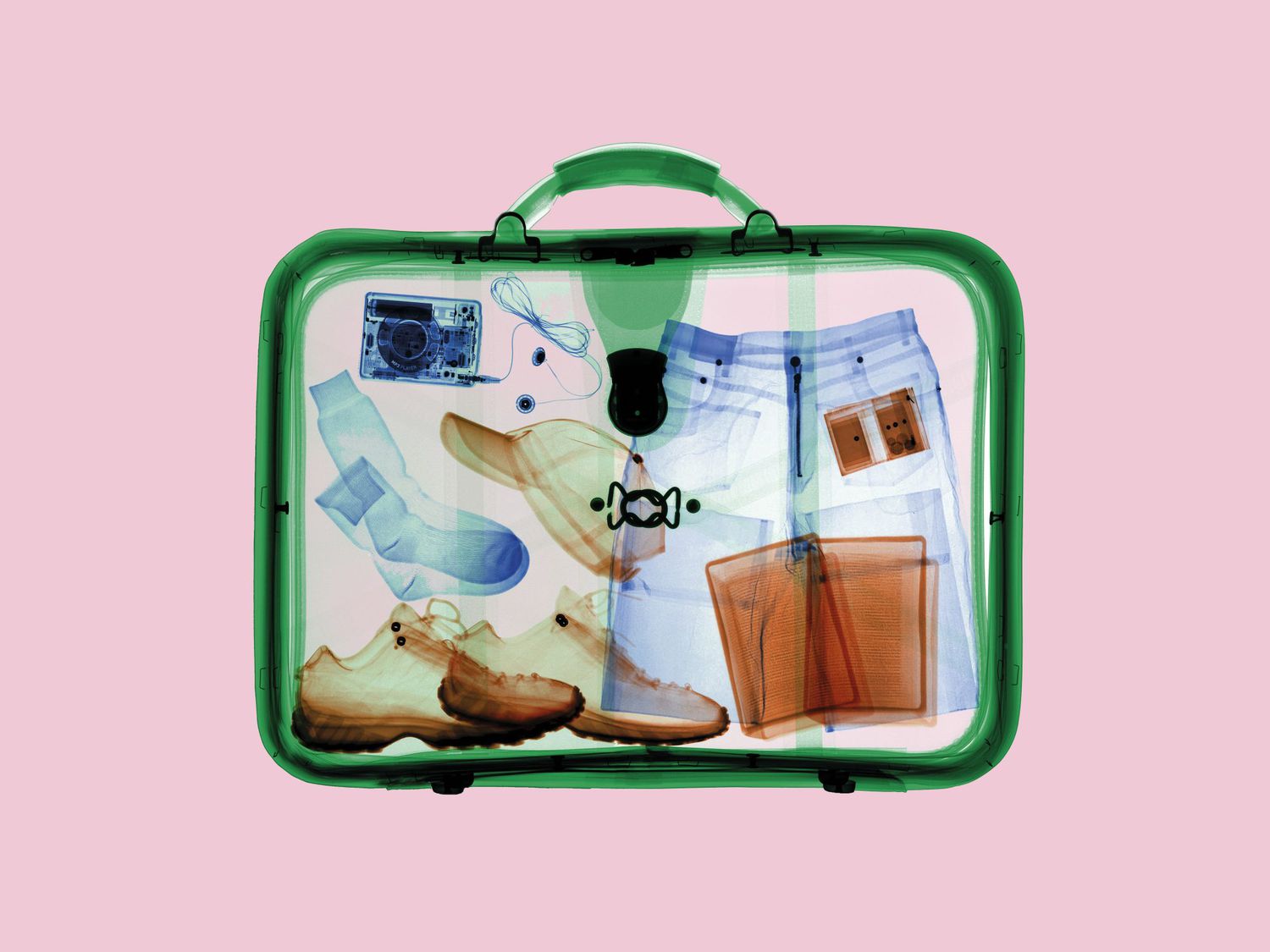 Biết cách xếp đồ thông minh là bí quyết để bạn tận dụng không gian vali tối đa