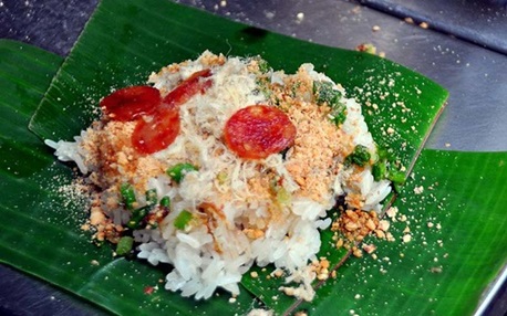 15 quán xôi Sài Gòn ngon, topping phong phú, vừa ăn