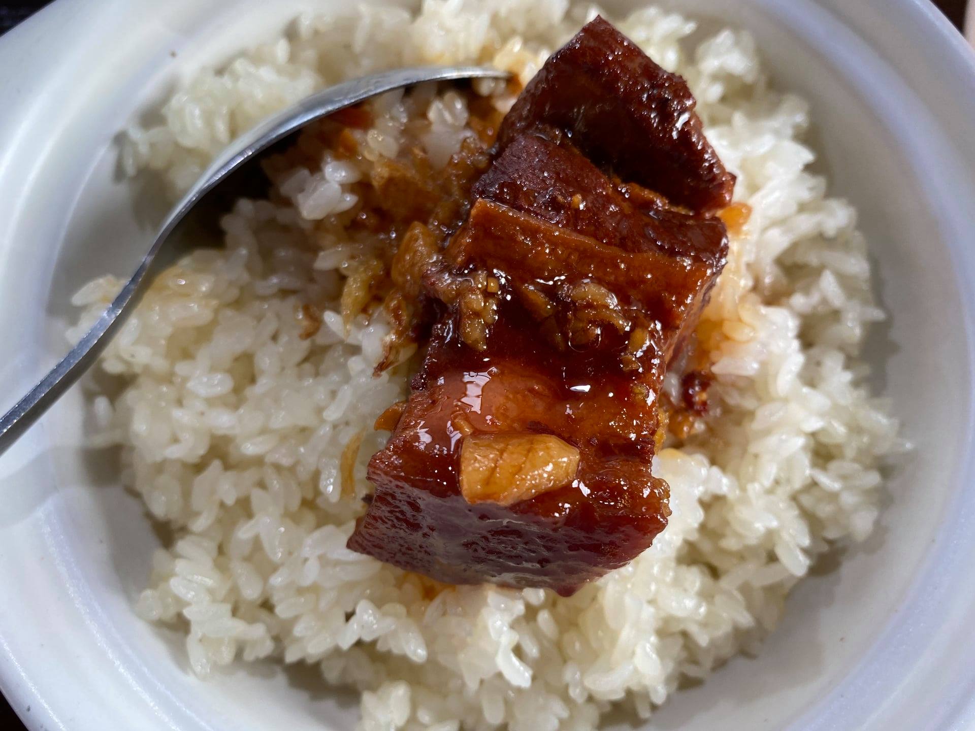 Xôi thịt Hải Phòng Với người dân xứ cảng, xôi thịt là món ăn sáng ngon lại chắc bụng